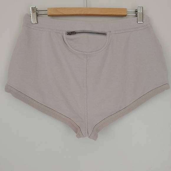 FP Movement Free People Where The Wind Blow Shorts Cashmere Pink Size Medium - Picture 12 of 16